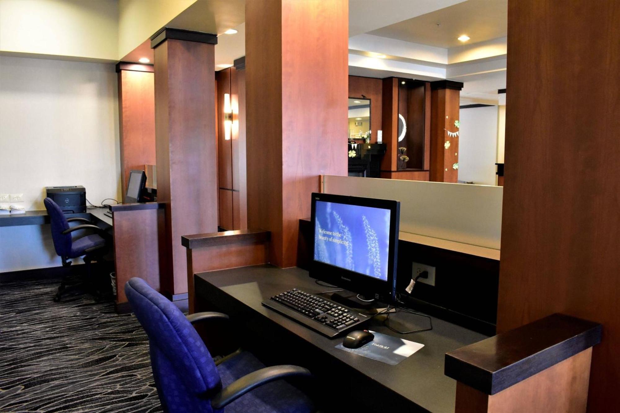 Fairfield Inn And Suites By Marriott Strasburg Shenandoah Valley Exteriör bild