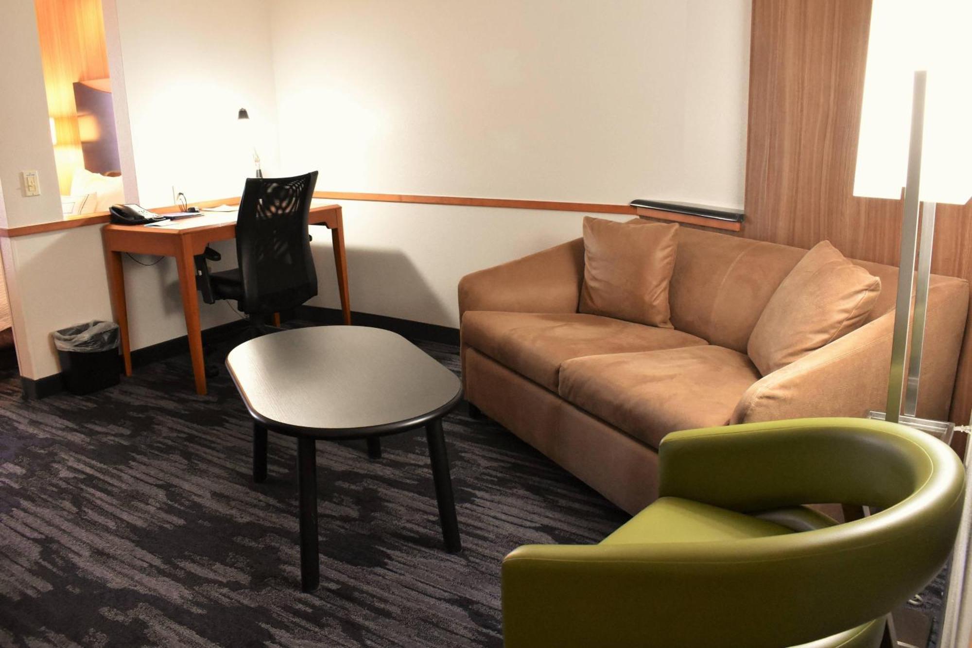 Fairfield Inn And Suites By Marriott Strasburg Shenandoah Valley Exteriör bild