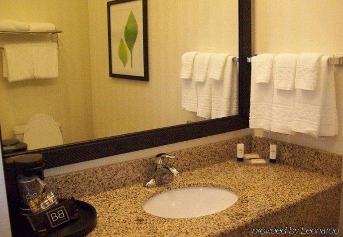 Fairfield Inn And Suites By Marriott Strasburg Shenandoah Valley Exteriör bild
